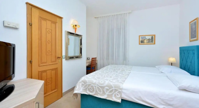 Двухместный номер Standard Hotel Adriana