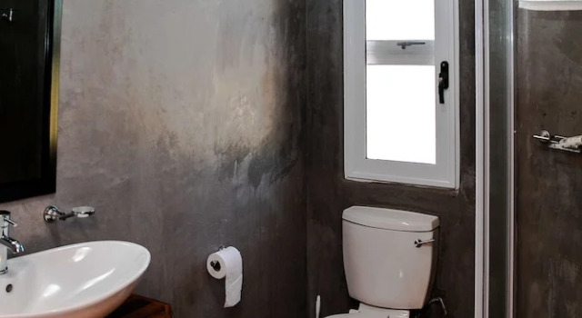 Коттедж с 2 комнатами Village Lodge Paarl