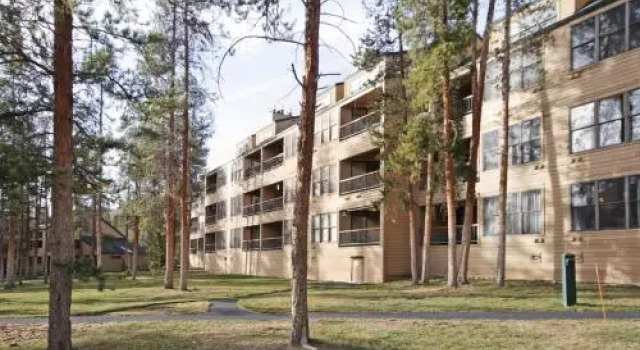 1633 Quicksilver Condo
