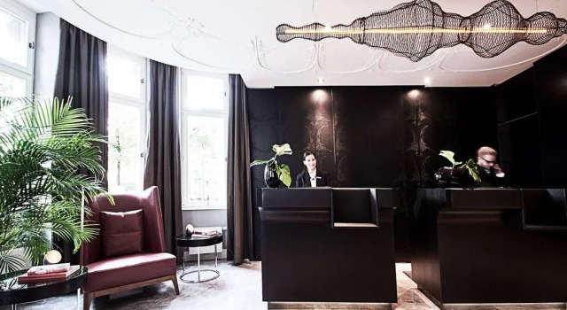 Roomers Berlin Steinplatz, Autograph Collection