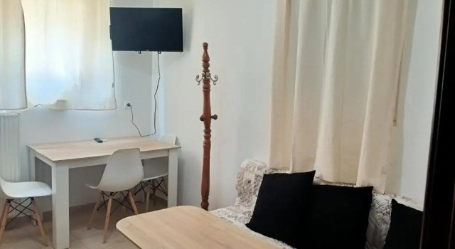 One Bedroom Flat 250m from Sea, Nea Chili, Book Apartment  