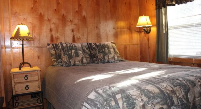 Glenwood Canyon Resort, Забронировать Курортный отель Гленвуд-Спрингс Колорадо