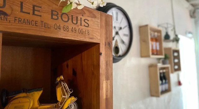 Château le Bouïs Hotel & Wine, Забронировать Отель «постель и завтрак» Грюиссан Корбьер