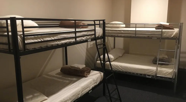 San Juan Island Hostel, Забронировать Хостел Фрайдей-Харбор San Juan Islands, рядом с Историческое сообщество и музей San Juan