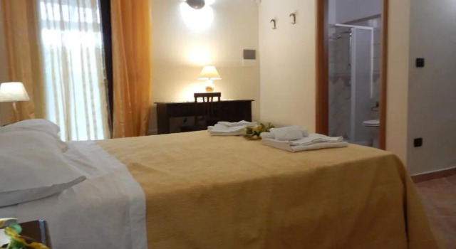 Agriturismo Monte degli Angeli, Забронировать Отель Отели Карпиньяно-Салентино с парковкой, Парковка