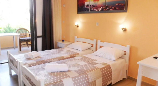 Marilena Apartments & Studios
