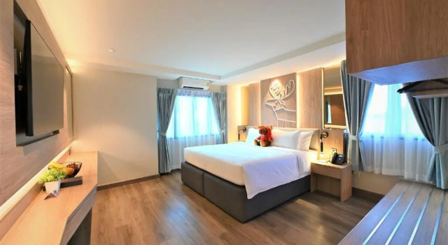 Полулюкс Moose Hotel Nimman