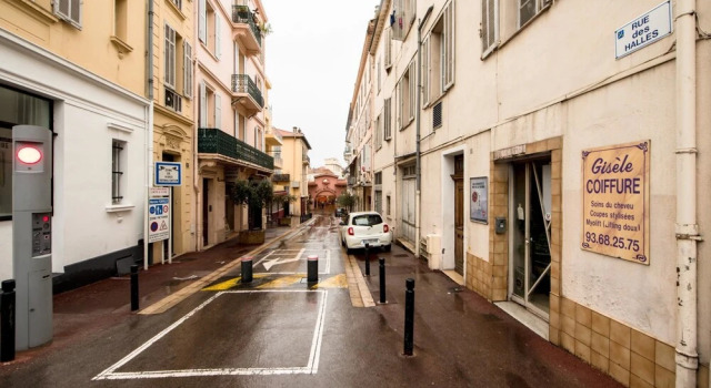 Les halles Mezza Apartment 0