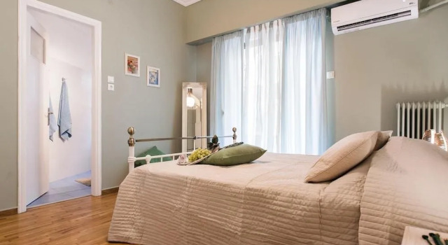 Charming Acropolis Metro Apartment, Забронировать Апартаменты/квартира Неос-Космос Афины, рядом с Холм Филопаппос