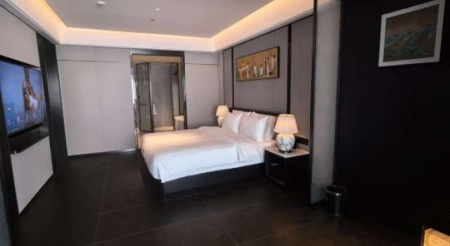 Люкс Deluxe с видом на внутренний двор Zhenyue Meijing Hotel (Qinzhou Baishihu Park Wuyue Plaza)