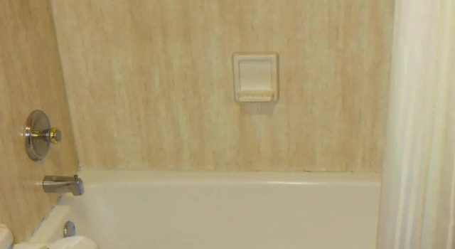 Четырёхместный номер Standard Old Town Inn