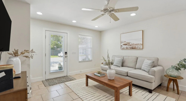 Panama City Beach Vacation Rental ~ 1 Mi to Beach!, Buchen Sie Hotel Upper Grand Lagoon Florida