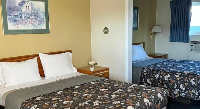 Четырёхместный номер Standard Marco Polo Motel