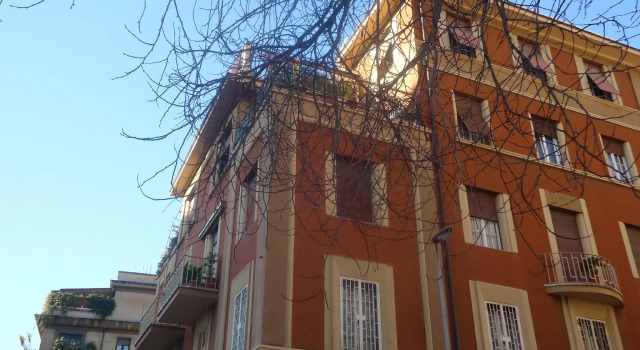 Dea Roma Inn