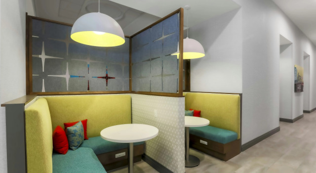 Hampton Inn & Suites Pittsburgh-Downtown