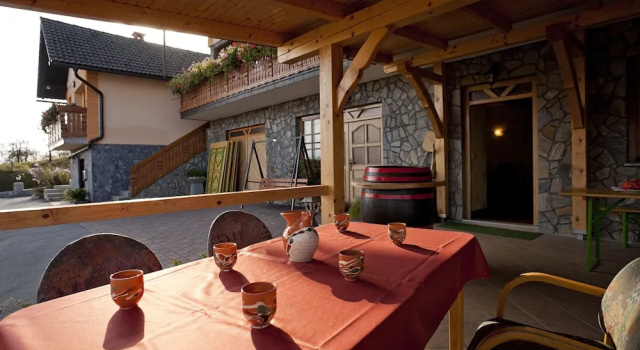 Апартаменты Superior Tourist Farm Škrbina