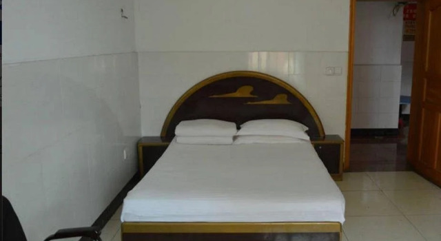 Shawan Xianghe Inn, Prenota Hotel Hotel a Sichuan con parcheggio, Parcheggio