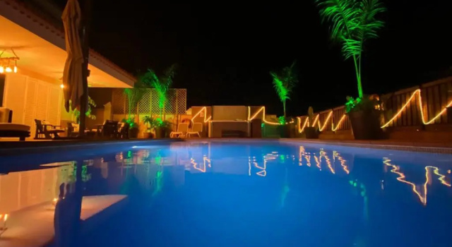 Вилла VILLA BLOSSOM in the beautiful area of Puerto Santiago Tenerife with 5 bedrooms for up to 10 guests private swimming pool and many other activities to entertain the family Secure parking for 2 cars and disabled access throughout