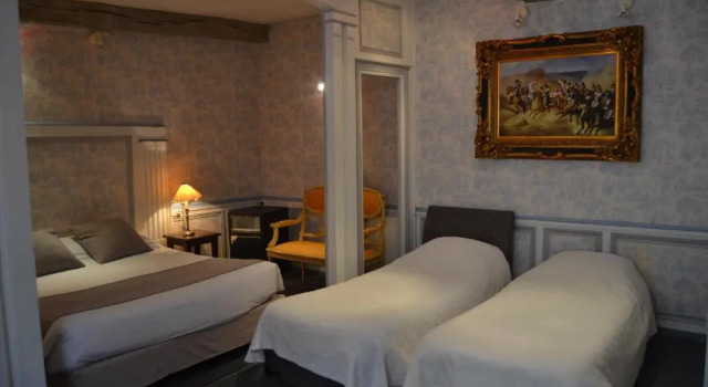 Семейный номер Standard Brit Hotel Comtes De Champagne - Troyes Centre Historique