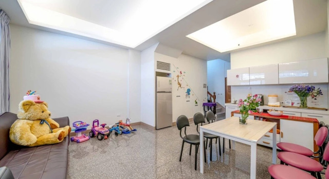 We Smile B&B, Book Bed and Breakfast Hoteller i Wujie med parkering, Parkering