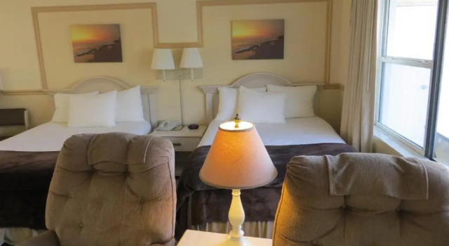 Sand Castle Motel, Забронировать Мотель Дейтона-Бич Daytona Beach Area, рядом с Пресвитерианская церковь Westminster By The Sea