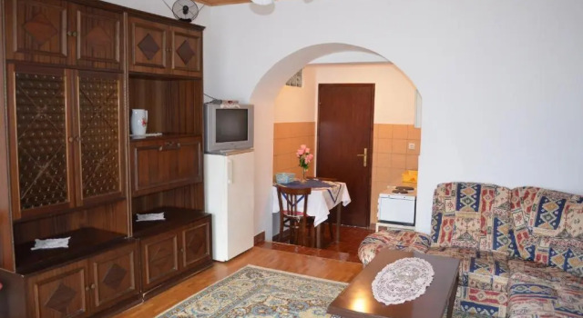 Apartments Drita, Prenota Appartamento Hotel a Isole Quarnerine con parcheggio, Parcheggio