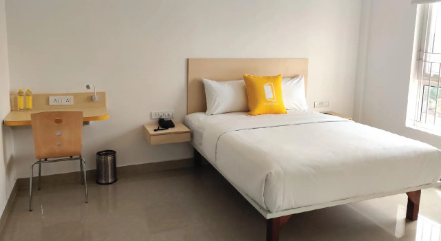 X by Bloom l Hebbal, Забронировать Отель Бангалор штат Карнатака, рядом с White Orchid Bangalore