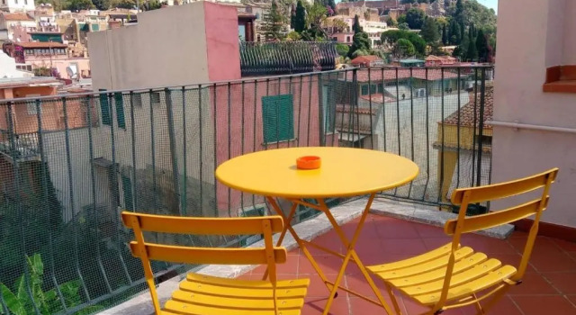 Casa Teresa, Book Apartment Hotels in Sicily with Parking, Parking