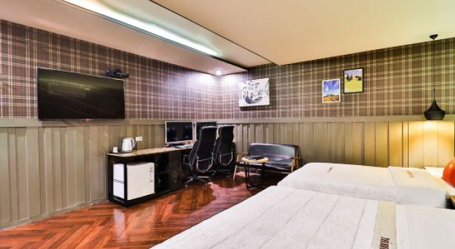 Royal Suite Toheaven hotel
