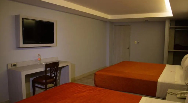 Четырёхместный номер Standard Hotel El Senador