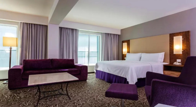 Полулюкс Krystal Urban Monterrey San Jeronimo