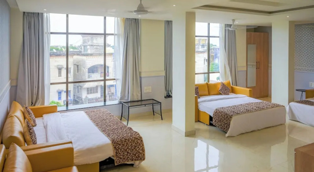 Hotel Poonam Residency, Забронировать Отель Отели штата Махараштры с завтраком, Завтраки