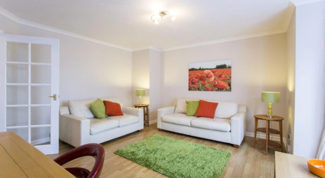 2 Bedroom Flat In Edinburgh, Prenota Hotel Murrayfield Edimburgo