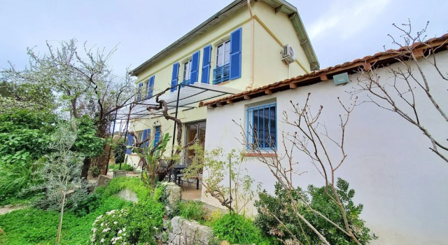 House With 3 Bedrooms in Vallauris, With Wonderful City View, Enclosed Garden and Wifi - 350 m From the Beach