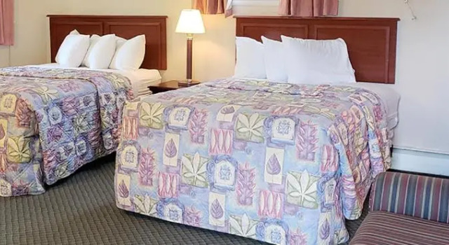 Семейный номер Standard Gorham Motor Inn