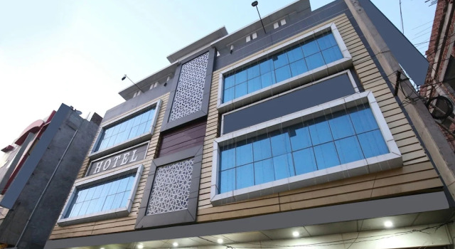 OYO 11882 Hotel Krishna, Book Hotel Bathinda Punjab