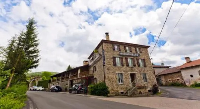 Hôtel au Pont de Raffiny, Book Hotel Saint-Antheme Puy-de-Dôme