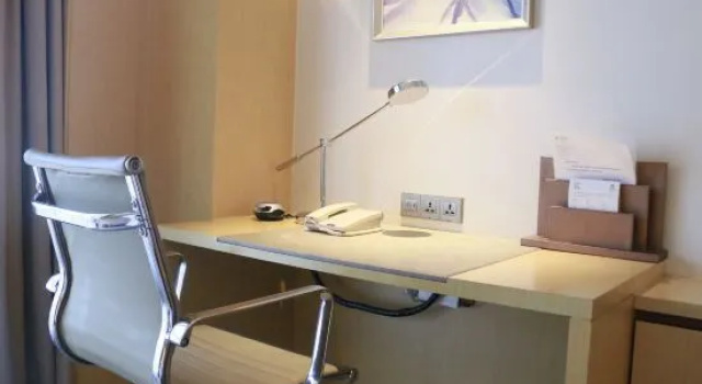 Двухместный номер Standard Holiday Inn Suzhou Huirong Plaza by IHG