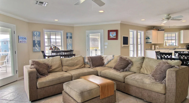 Holiday Beach House 3Br Home