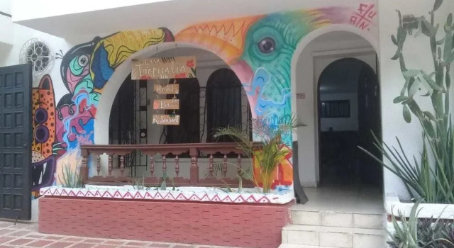 Casa Tropicalia - Hostel, Book Hostel / Vandrerhjem Hostels i Barranquilla, Hostel / Vandrerhjem