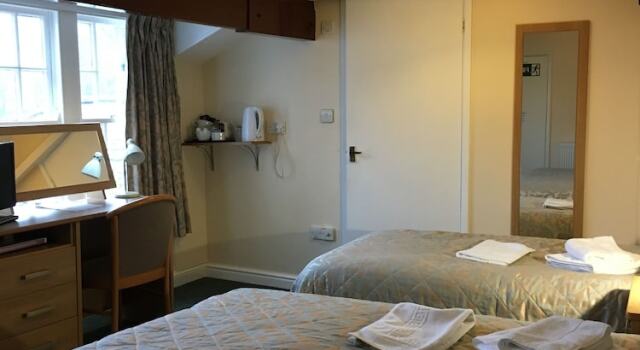 Woodbrooke, Book Hotel Hoteller i Birmingham med parkering, Parkering