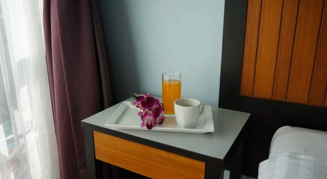 Z&Z House, Забронировать Отель Раваи 