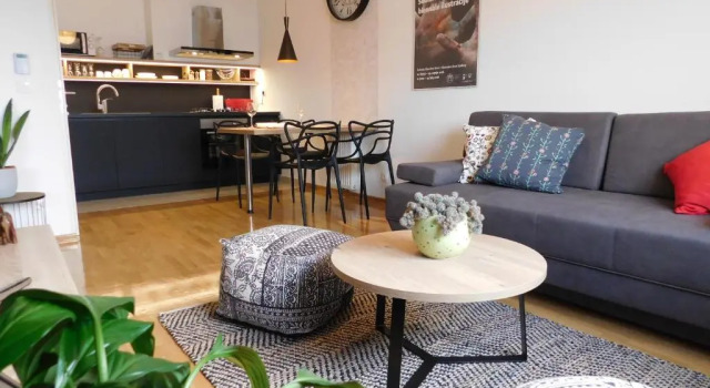 Апартаменты c 1 комнатой New cosy apartment near Arena
