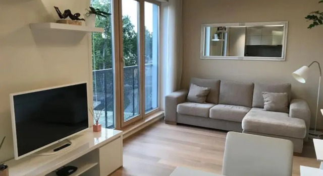 Smart Studio Apartment with Free Parking