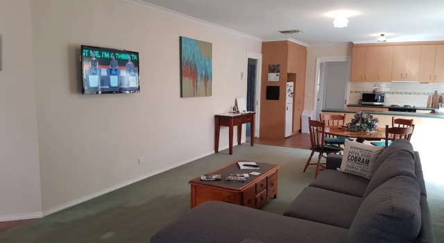 Cobram Cottage, Rezervasyon Tatil Evi Cobram East havuzlu oteller, Yüzme Havuzu