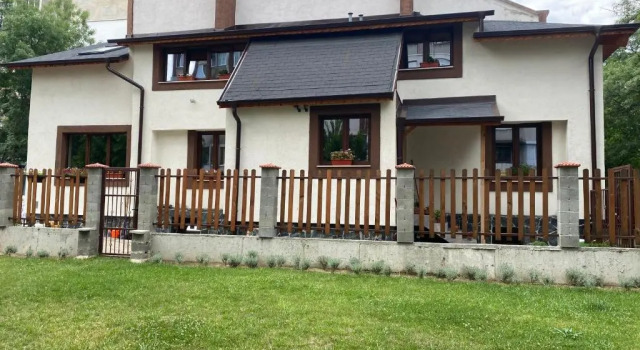 Deluxe Huoneisto Sofia Family House