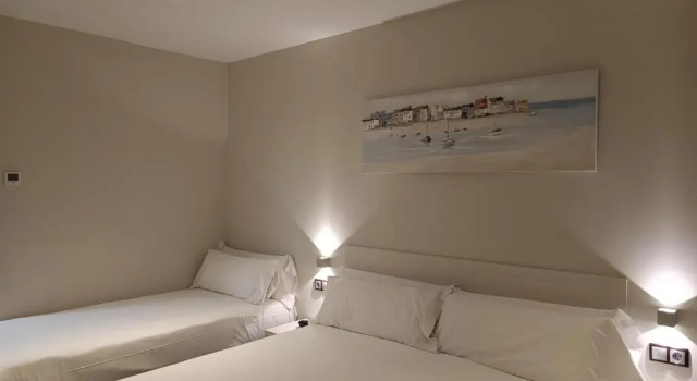 Трёхместный номер Standard Hotel Centre Reus