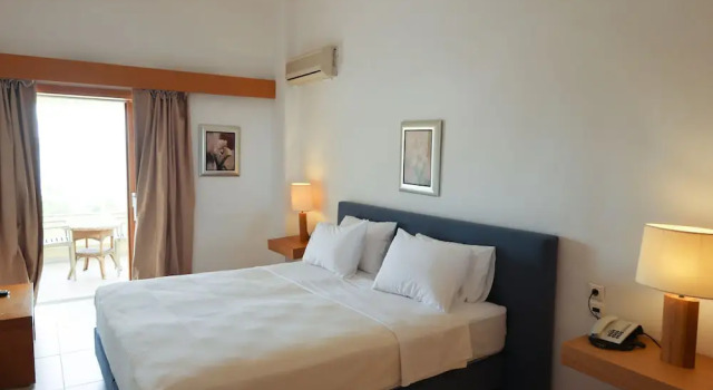 Двухместный номер Deluxe с балконом и с видом на море Kanapitsa Mare Hotel