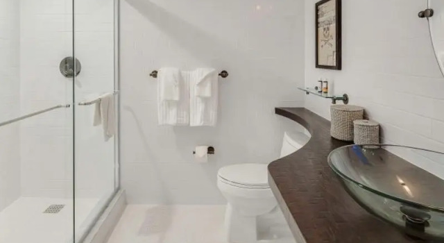 Четырёхместный номер Standard Plunge Beach Resort