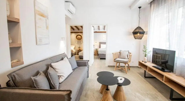 Coel Luxury Suites by RentalsPro Services - Potidea Halkidiki, Book Apartment Nea Moudania 